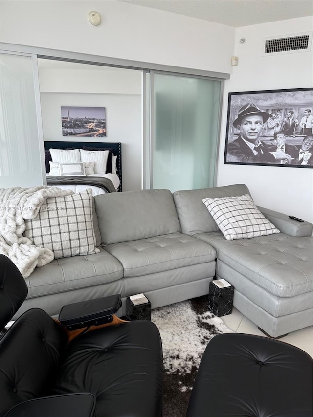 1750 N Bayshore Dr Unit 5114, Miami, FL 33132 - photo 4