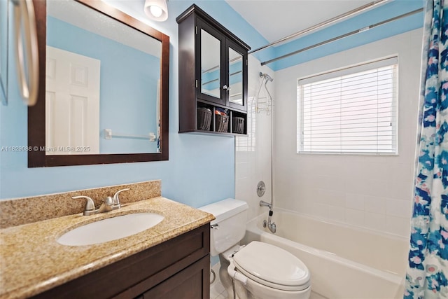 960 NW 185th Ave, Pembroke Pines, FL 33029 - bathroom featuring shower / bathtub combination with curtain and vanity
