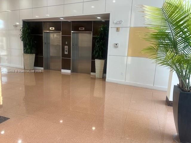 2775 NE 187th St Unit 202, Aventura, FL 33180 - view of lobby