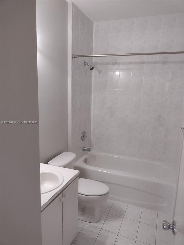 654 SW 106th Ave Unit 1502, Pembroke Pines, FL 33025 - bathroom with tile patterned floors, vanity, and bathing tub / shower combination