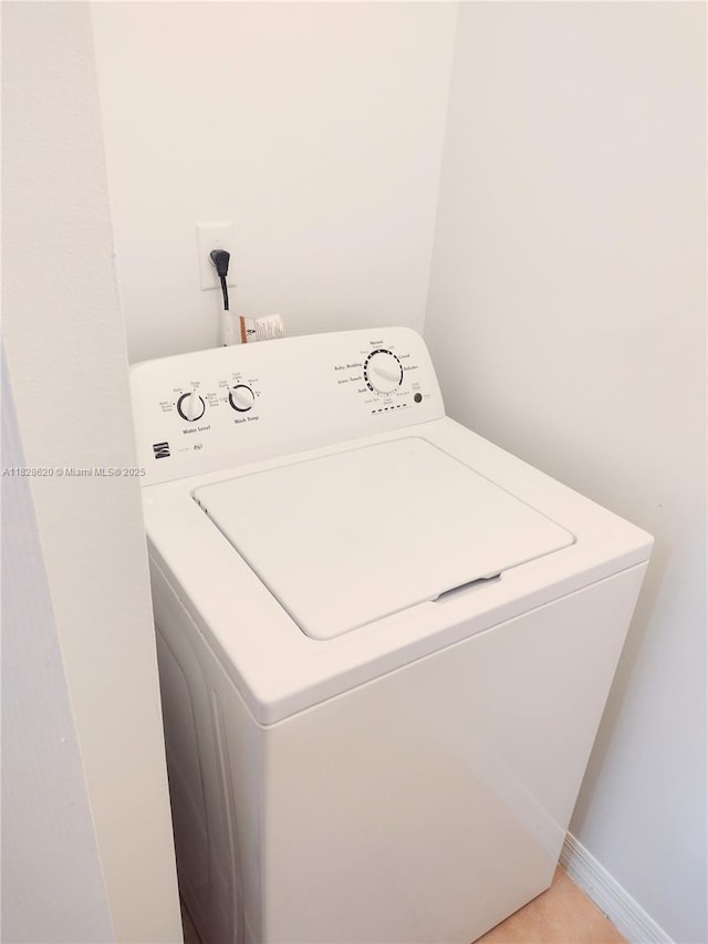 654 SW 106th Ave Unit 1502, Pembroke Pines, FL 33025 - laundry room with washer / clothes dryer