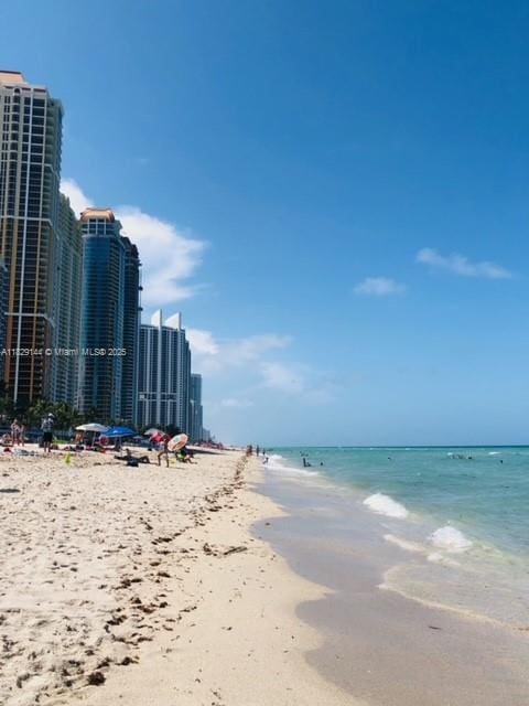 16711 Collins Ave Unit 1706, Sunny Isles Beach, FL 33160 - photo 11