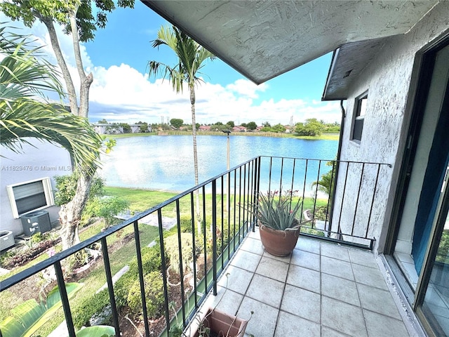 13261 SW 17th Ln, Miami, FL 33175 - balcony with a water view