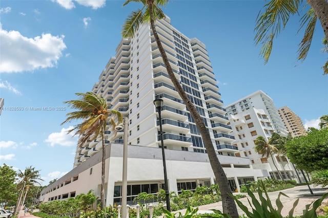 2401 Collins Ave Unit 1612, Miami Beach, FL 33140 - photo 3