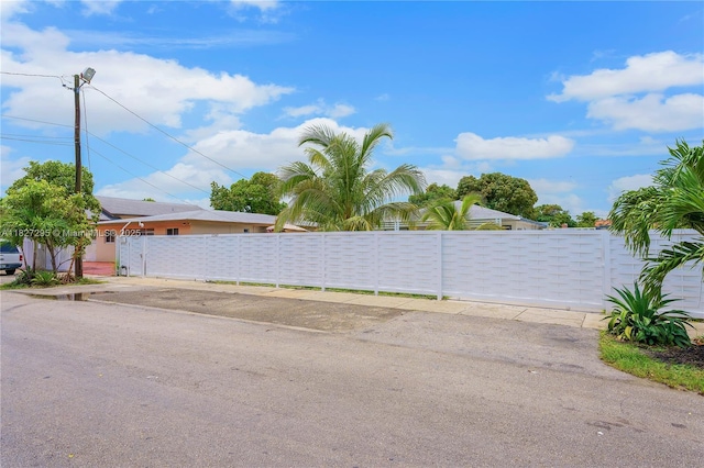 2247 NW 2nd St, Miami, FL 33125 - photo 2