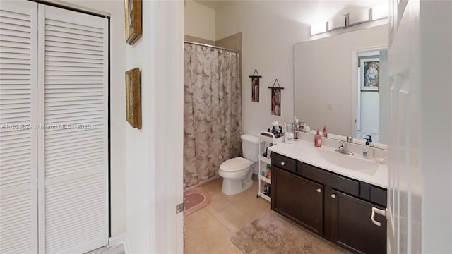 4231 SW 165th Ct, Miami, FL 33185 - bathroom featuring vanity, a closet, tile patterned floors, and a shower with curtain