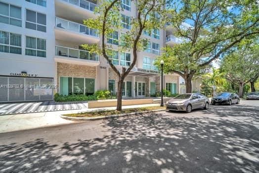 1850 Monroe Unit 406, Hollywood, FL 33020 - photo 3