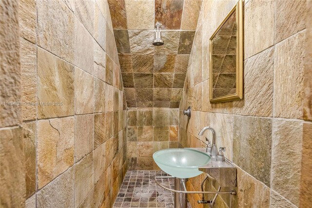 681 NE 70th St, Miami, FL 33138 - photo 36