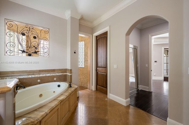 2211 Azalea Pl, Winter Park, FL 32789 - full bath featuring a jetted tub and crown molding