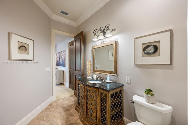 2211 Azalea Pl, Winter Park, FL 32789 - bathroom with crown molding and vanity