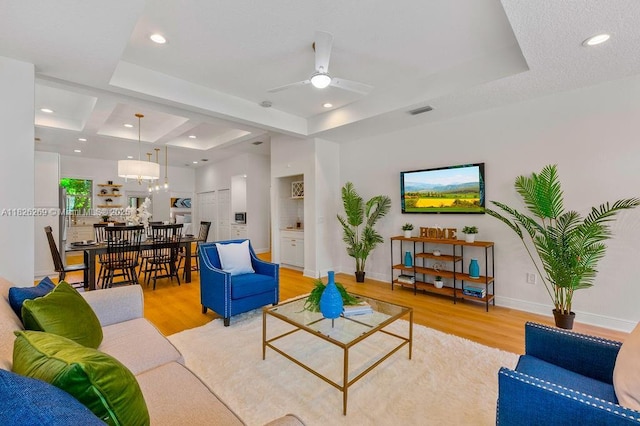2607 Lafayette Ave, Winter Park, FL 32789 - living area featuring light wood-style flooring, ceiling fan, and recessed lighting