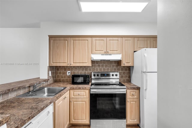 2106 S Cypress Bend Dr Unit 203, Pompano Beach, FL 33069 - kitchen featuring white appliances, under cabinet range hood, light brown cabinets, and tasteful backsplash