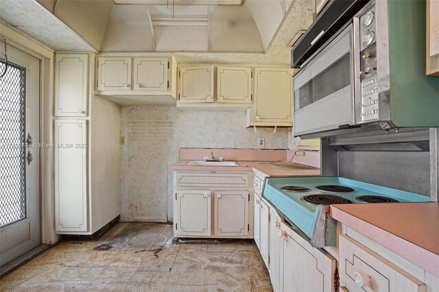 1333 E Hallandale Beach Blvd Unit 105, Hallandale Beach, FL 33009 - photo 7
