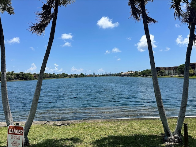 447 NE 195th St Unit 115, Miami, FL 33179 - photo 13