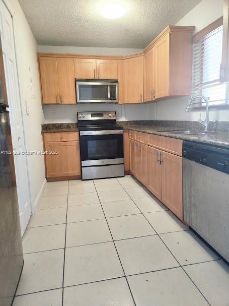 6060 W 21st Ct Unit 103, Hialeah, FL 33016 - photo 13