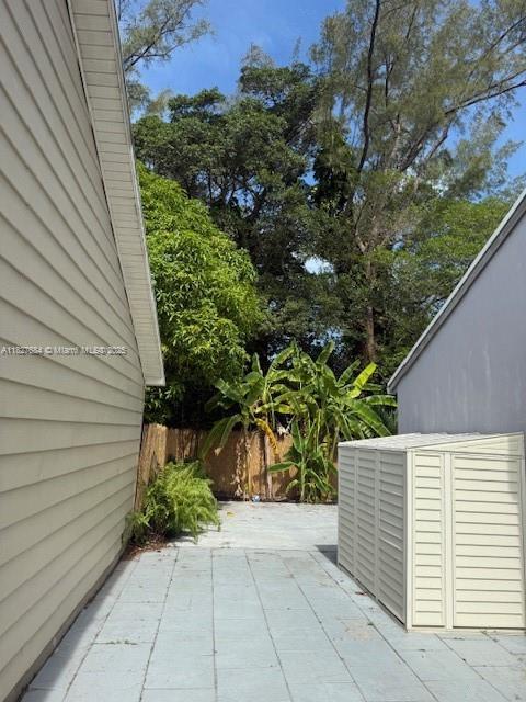 11224 Sacco Dr, Boca Raton, FL 33428 - view of patio / terrace