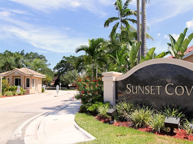 321 NW 100th Ave, Plantation, FL 33324 - view of community sign