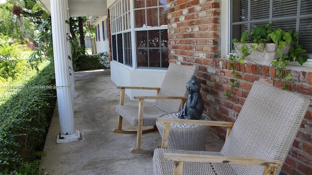 8200 SW 164th St, Palmetto Bay, FL 33157 - view of patio / terrace