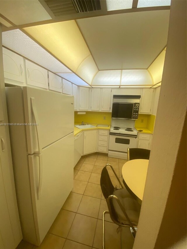 1865 S Ocean Dr Unit 2G, Hallandale Beach, FL 33009 - photo 16