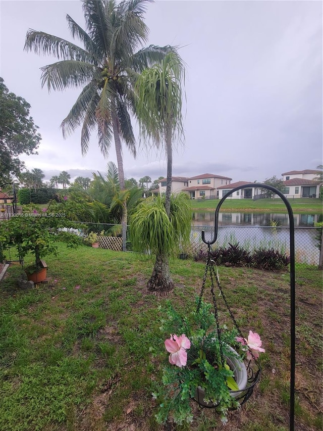 810 SW 113th Ter, Pembroke Pines, FL 33025 - view of yard with a water view