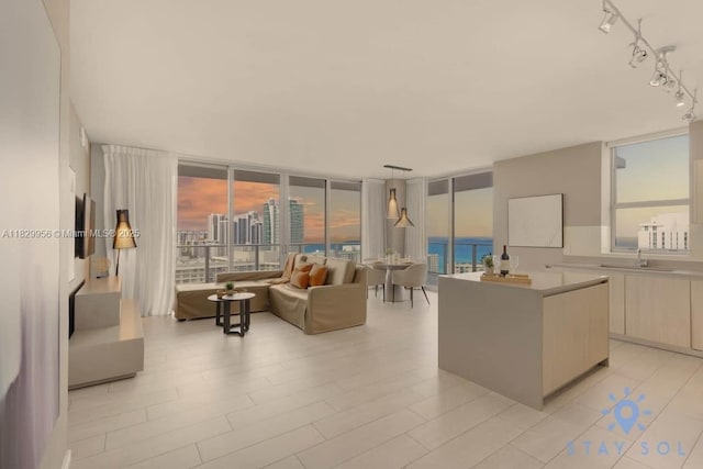 4010 S Ocean Dr Unit R2001, Hollywood, FL 33019 - photo 13