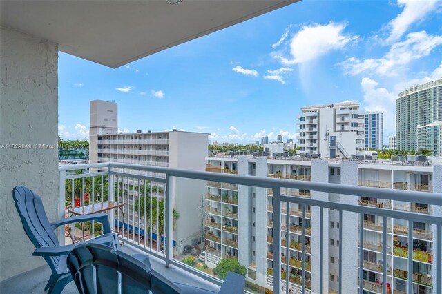 1345 Lincoln Rd Unit 1005, Miami Beach, FL 33139 - balcony featuring a city view