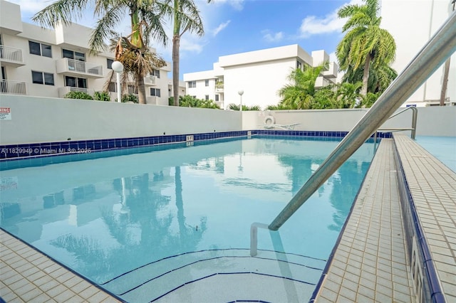 1345 Lincoln Rd Unit 1005, Miami Beach, FL 33139 - view of community pool