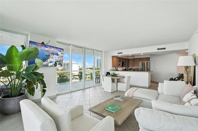 10 Venetian Way Unit 604, Miami Beach, FL 33139 - photo 2