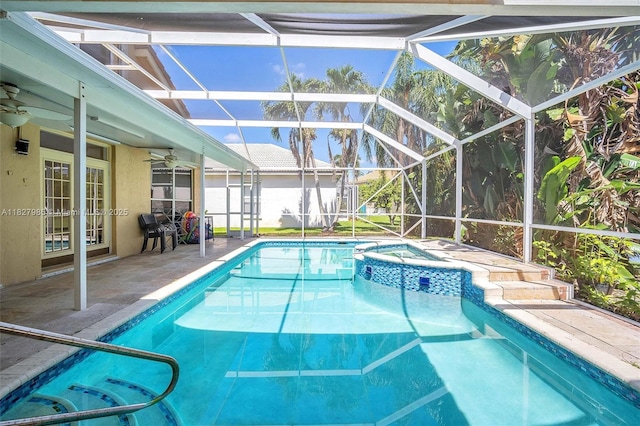 6201 Floridian Cir, Lake Worth, FL 33463 - view of pool with a ceiling fan, a patio, a pool with connected hot tub, and glass enclosure