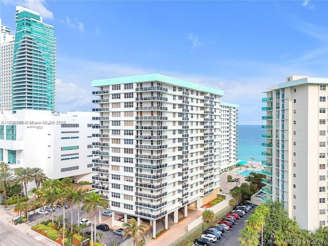 3725 S Ocean Dr Unit 1411, Hollywood, FL 33019 - view of apartment building / complex featuring a view of city