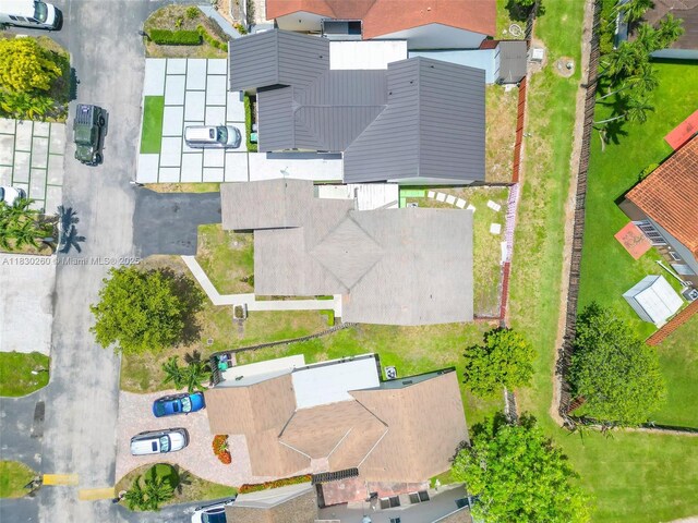 6908 SW 104th Ct, Miami, FL 33173 - drone / aerial view