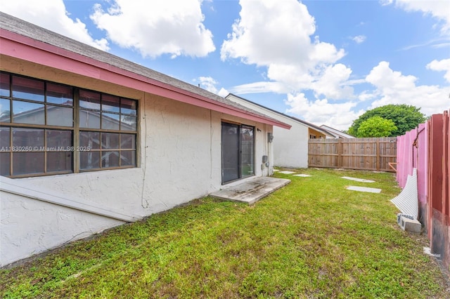 6908 SW 104th Ct, Miami, FL 33173 - view of yard