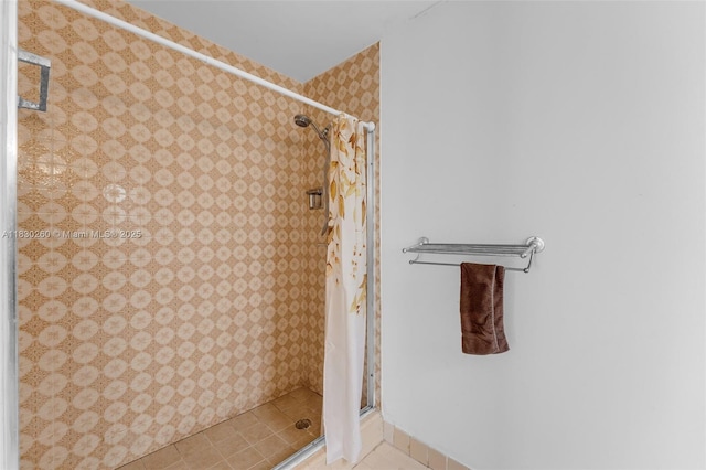 6908 SW 104th Ct, Miami, FL 33173 - full bath with a stall shower and tile patterned flooring