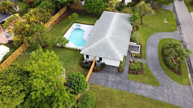 17902 SW 87th Pl, Palmetto Bay, FL 33157 - aerial view of property and surrounding area featuring a pool area