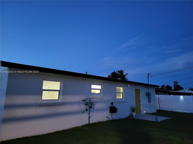 4356 S Mary Cir, Palm Beach Gardens, FL 33410 - back of property featuring stucco siding