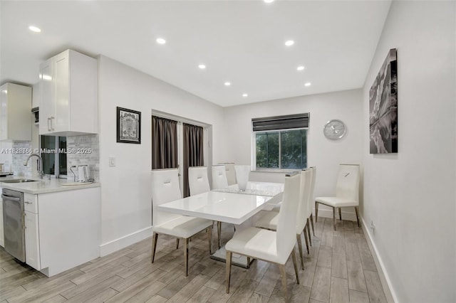 1840 N 56th Ave, Hollywood, FL 33021 - dining space featuring wood finish floors and recessed lighting