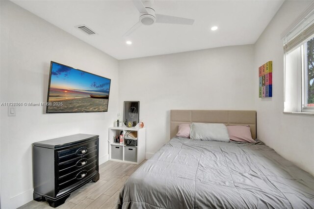1840 N 56th Ave, Hollywood, FL 33021 - bedroom featuring wood finished floors, a ceiling fan, and recessed lighting
