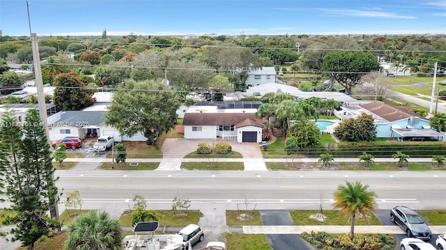 1840 N 56th Ave, Hollywood, FL 33021 - aerial view of a pool area