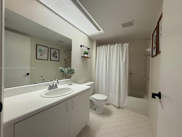 1400 SW 137th Ave Unit 411F, Pembroke Pines, FL 33027 - bathroom with vanity, tile patterned flooring, and shower / bath combo with shower curtain