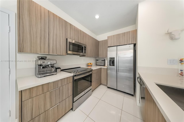 8368 Central Park Blvd, Doral, FL 33166 - photo 11
