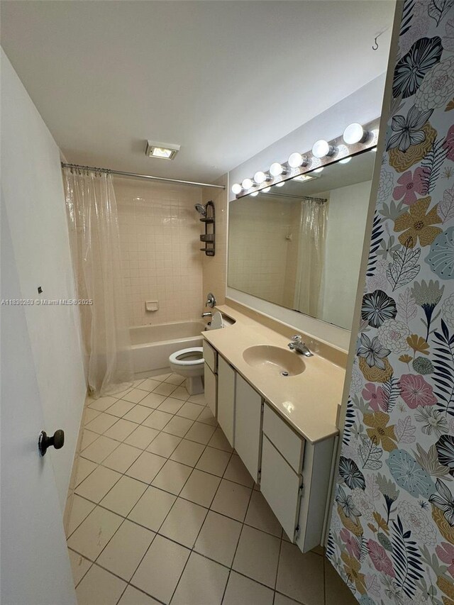 719 Mill Valley Pl, West Palm Beach, FL 33409 - full bath with tile patterned flooring, shower / bath combination with curtain, and vanity