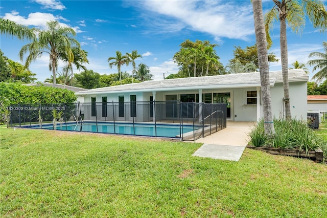 431 Gerona Ave, Coral Gables, FL 33146 - rear view of property with stucco siding