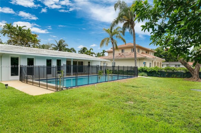 431 Gerona Ave, Coral Gables, FL 33146 - view from above of property featuring a pool area