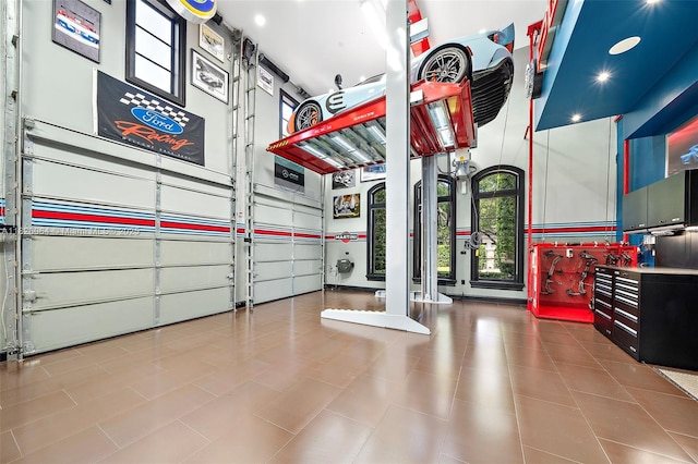 10101 SW 60th Ct, Pinecrest, FL 33156 - view of garage