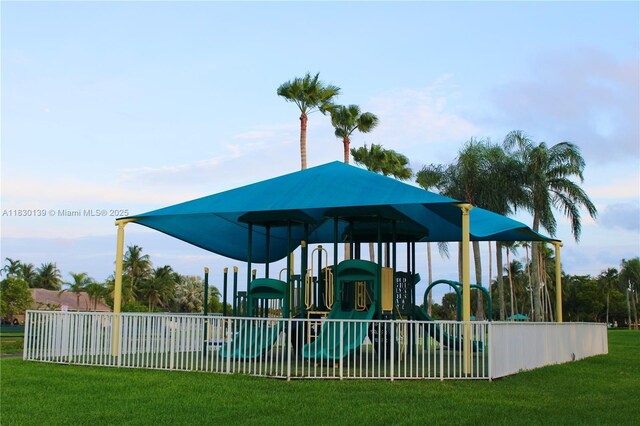 936SW 180th Ter, Pembroke Pines, FL 33029 - photo 29