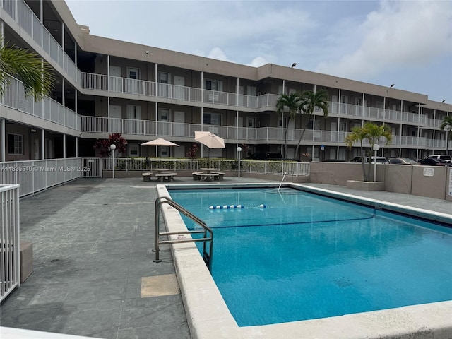 6580 Santona St Unit A34, Coral Gables, FL 33146 - photo 2