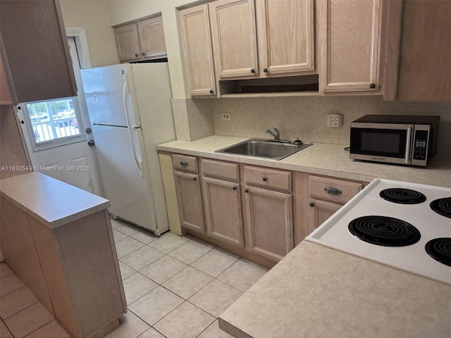 6580 Santona St Unit A34, Coral Gables, FL 33146 - photo 4