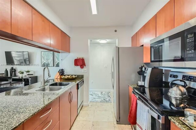 1200 Brickell Bay Dr Unit 3923, Miami, FL 33131 - photo 5