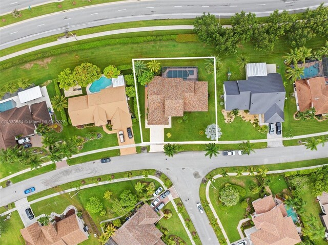 450 NW 195th Ave, Pembroke Pines, FL 33029 - aerial overview of property's location featuring property parcel outlined and nearby suburban area