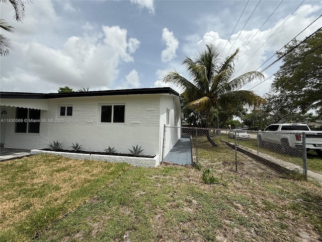6201 SW 20th Ct, Miramar, FL 33023 - view of side of property